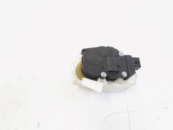 Clapet chauffage moteur d'un Audi A4, Autos : Pièces & Accessoires, Moteurs & Accessoires, -, 3 mois de garantie, Audi, Utilisé