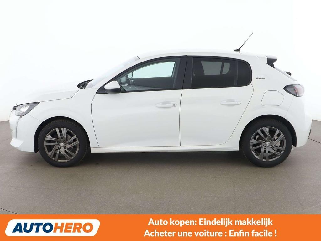 Peugeot 208 1.2 PureTech Style (bj 2021), Auto's, Voorwielaandrijving, Stof, 1199 cc, Wit