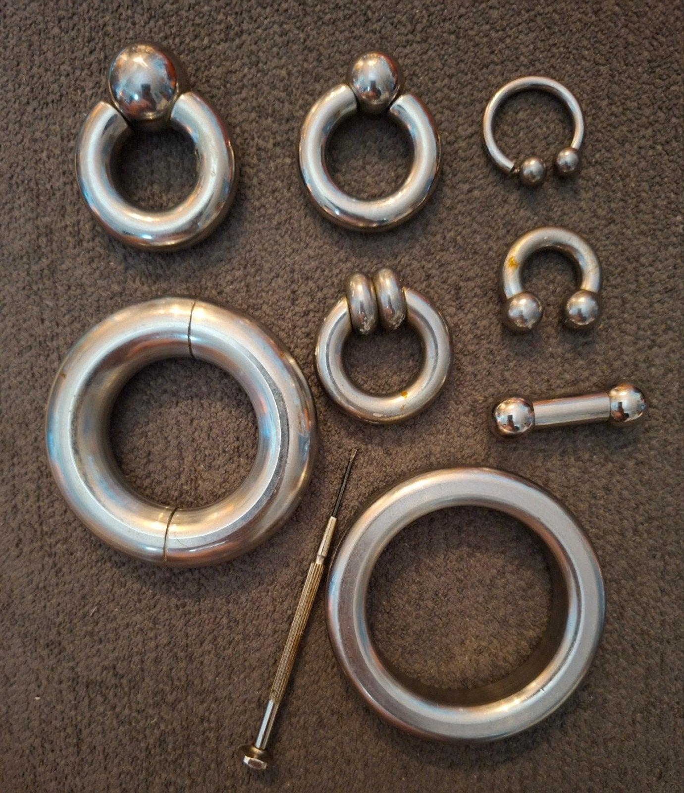 METALEN RINGS TOYS PIERCINGS, Handtassen en Accessoires, Ophalen of Verzenden, Zo goed als nieuw, Staal, Overige typen