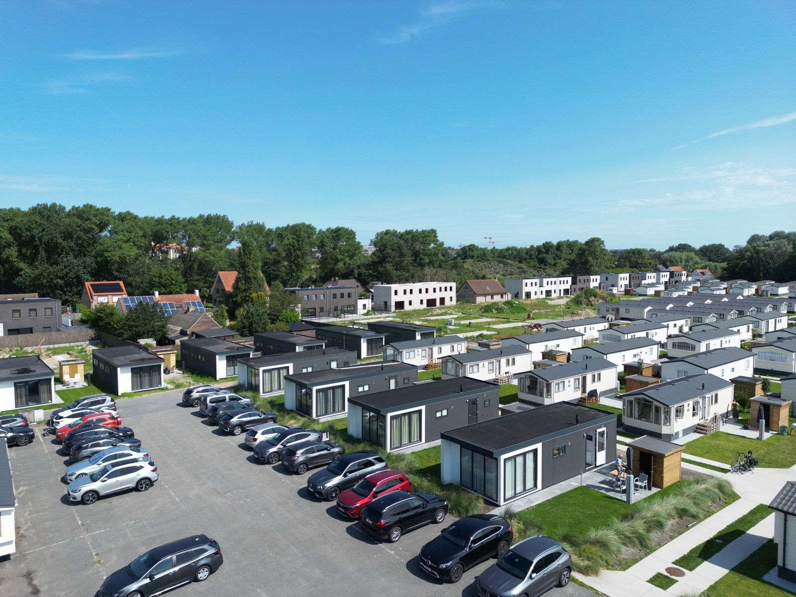 CHALET GREENBAY 1200x430/3 TERMINÉ @POLDERPARK NIEUWPOORT, Caravanes & Camping, Jusqu'à 6