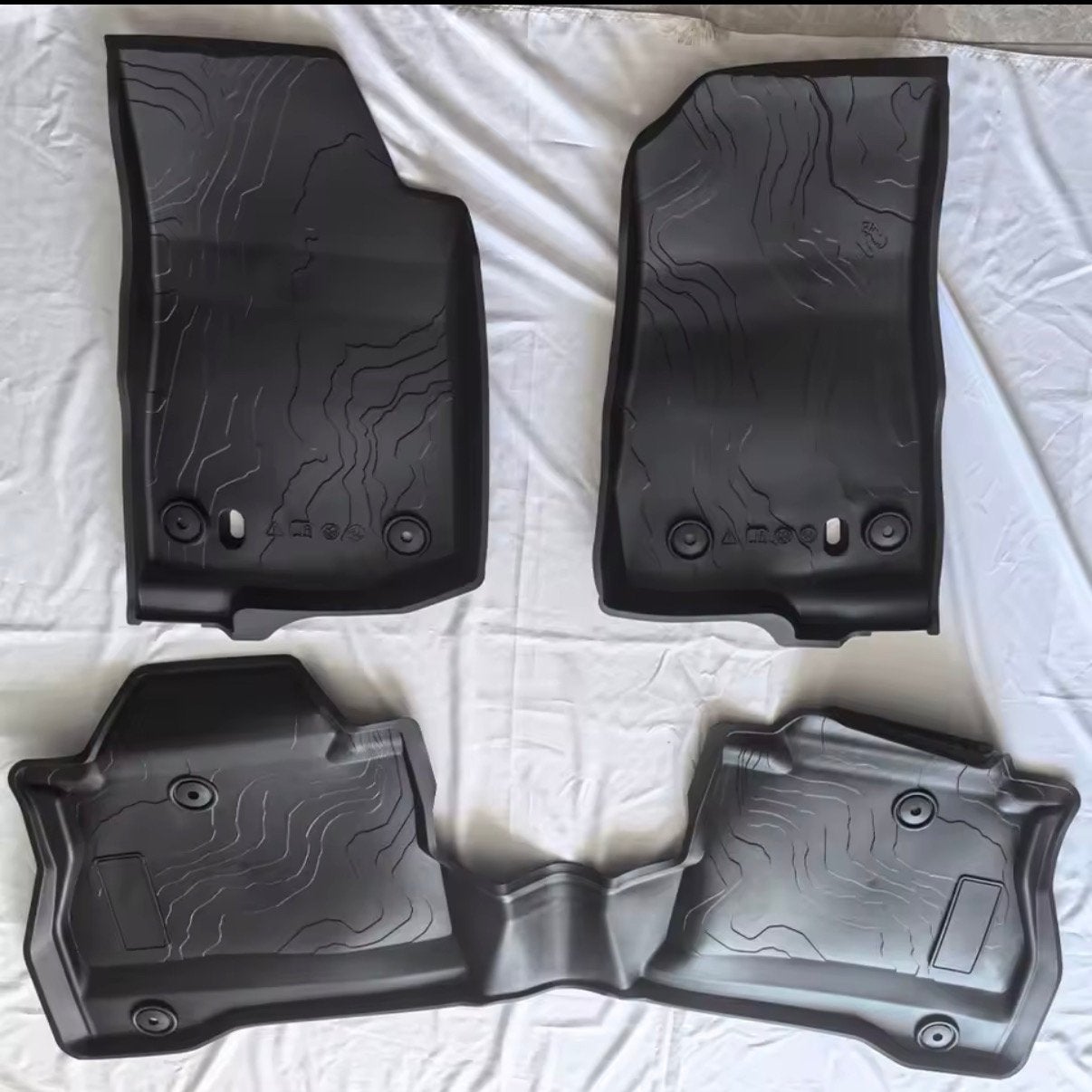 Rubberen vloermatten Jeep Wrangler JL 4xe (5-deurs) – Nieuw, Ophalen, Zo goed als nieuw