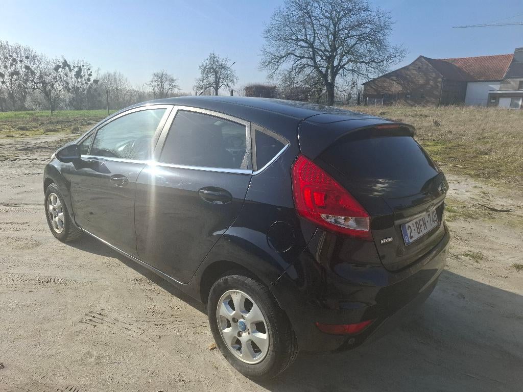 Ford Fiësta 2009 - Gekeurd voor verkoop, Auto's, Stof, 50 kW, 110 g/km, Zwart