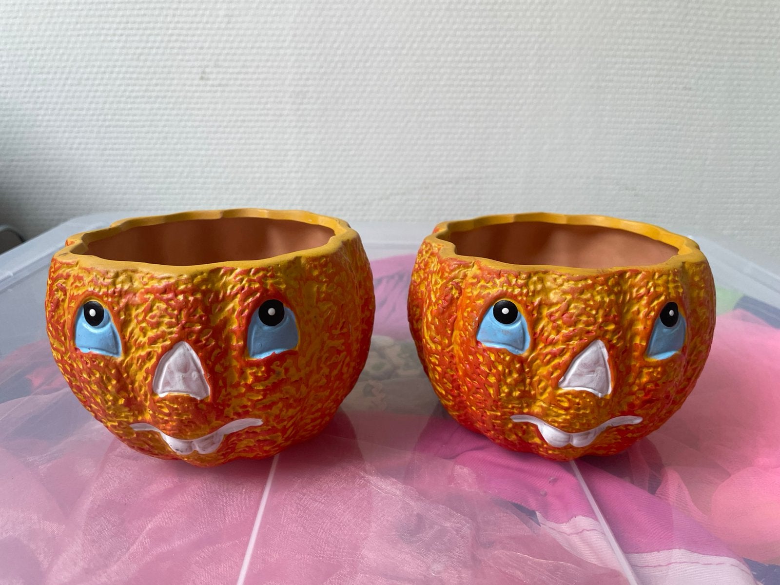 Twee mooie cache pots pompoen, Enlèvement ou Envoi, Comme neuf, Pierre