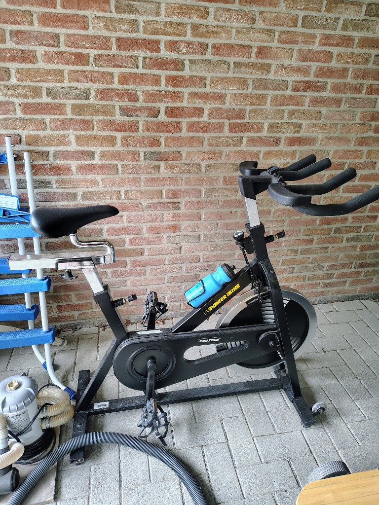 Spinningfiets, Sport en Fitness, Ophalen, Zo goed als nieuw, Spinningfiets