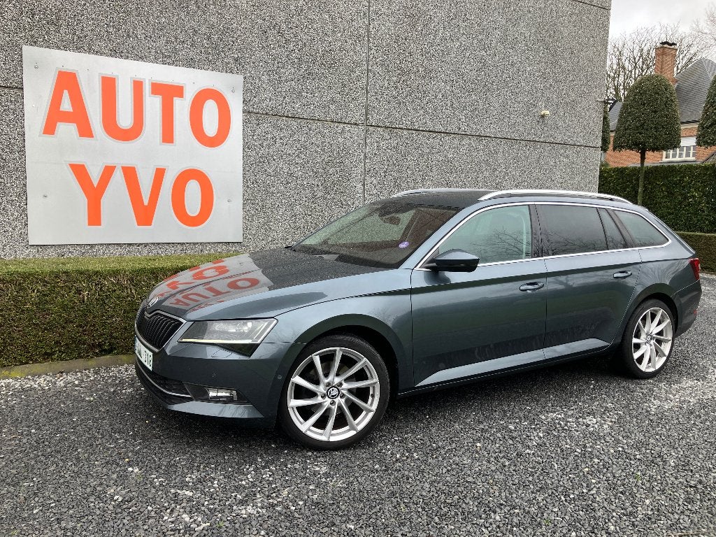 SKODA  superb  break  benzine/automatic, Autos, Skoda, Cuir, Achat, Euro 6, Entreprise