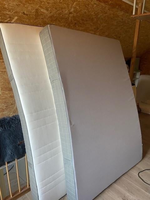 2 matrassen in prima staat, Huis en Inrichting, Slaapkamer | Matrassen en Bedbodems, Zo goed als nieuw, Matras, 160 cm, 200 cm