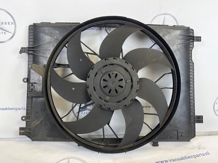 Ventilateur d'un Mercedes E-Klasse, -, 3 mois de garantie, Utilisé, -