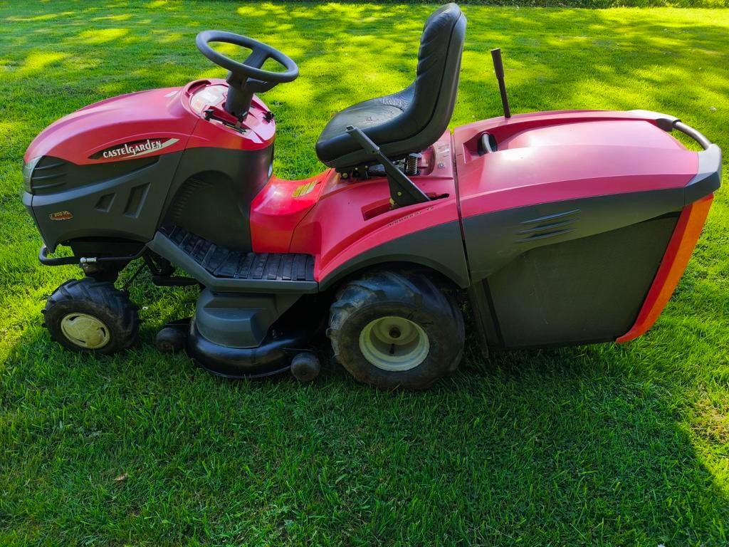 Zitmaaier Castelgarden 20pk Intek Vtwin Mulching, Tuin en Terras, Zitmaaiers, Ophalen