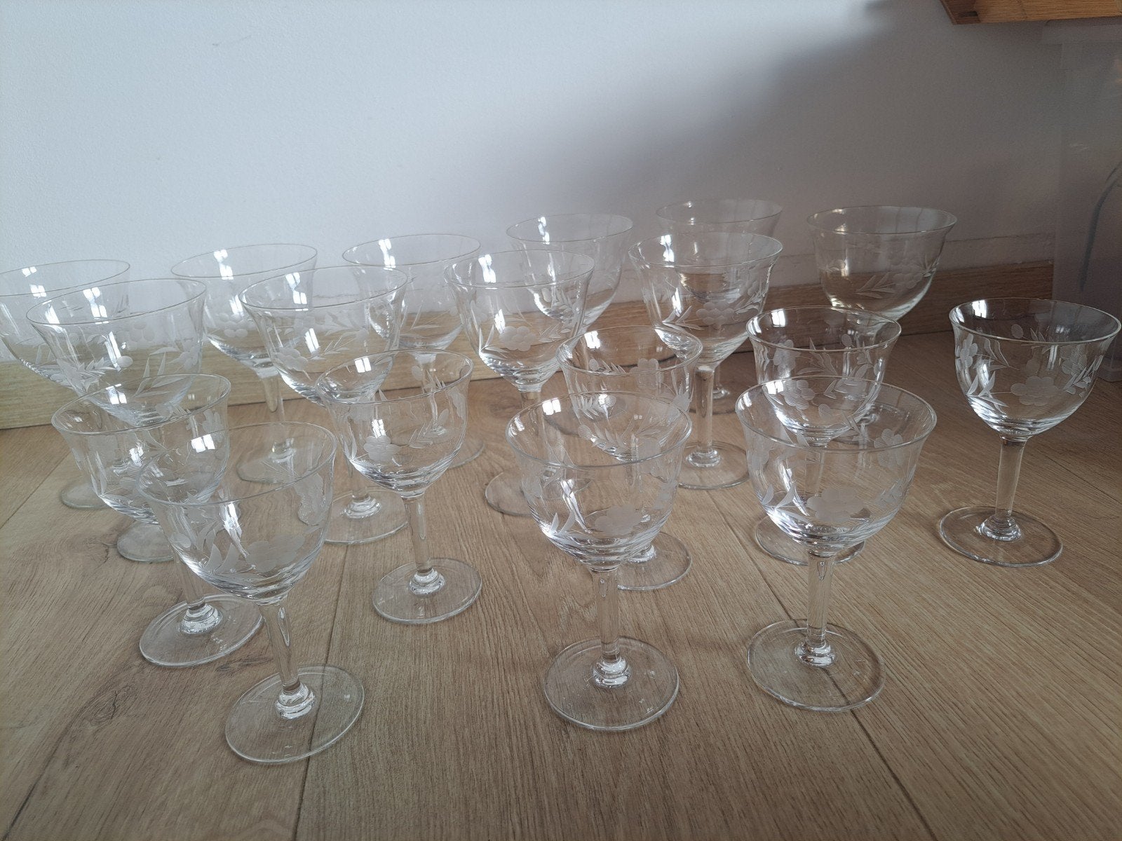 Ensemble de verres à vin/à eau en cristal transparent avec g, Enlèvement, Comme neuf, Autres types