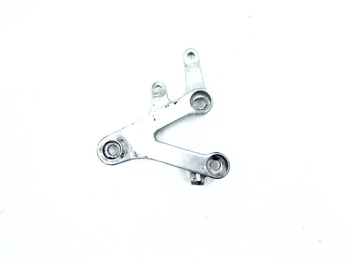 REPOSE PIEDS AVANT DROIT Honda, Dhr. S. di Majo, Utilisé, Info@cama-motorparts.nl, P.J. Troelstraweg 8 8
3144 CX  MAASSLUIS, NL