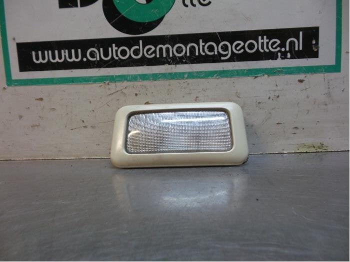 Eclairage intérieur arrière d'un Lancia Musa, -, Utilisé, -, Lancia