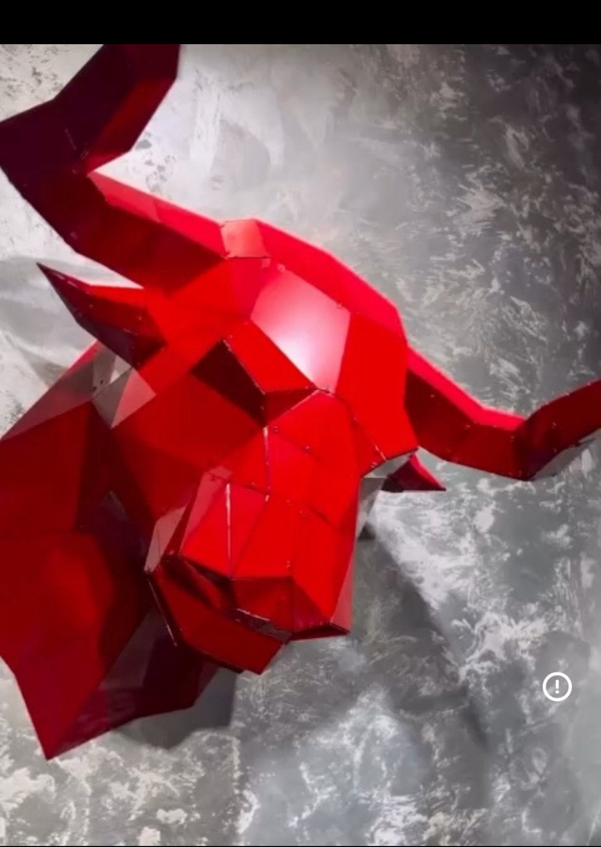 Sculpture Taureau Low Poly en acier – Art contemporain
