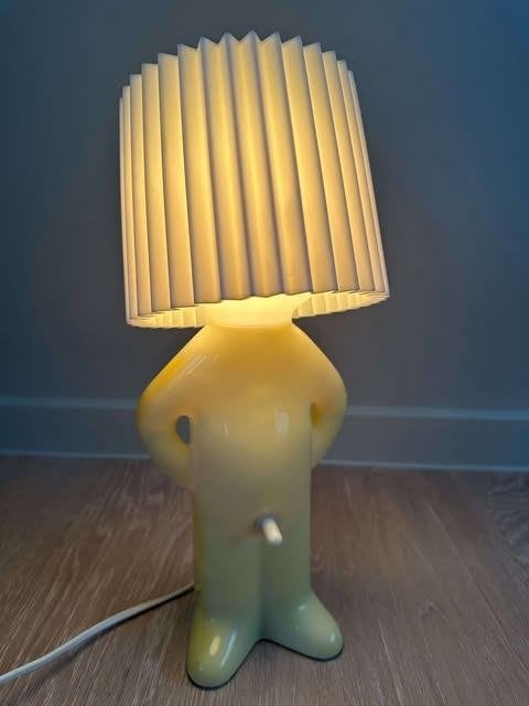 Mr.P shy Man Tafellamp, Huis en Inrichting, Ophalen, Design