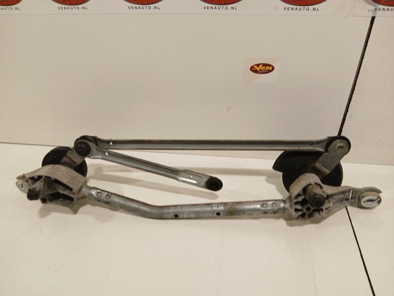 Ruitenwisser mechaniek voor Nissan Juke, Onderdelen@venauto.nl, Van der Ven Autorecycling B.V., Gebruikt, Ettenseweg 76, 4706 PB Roosendaal, The Netherlands