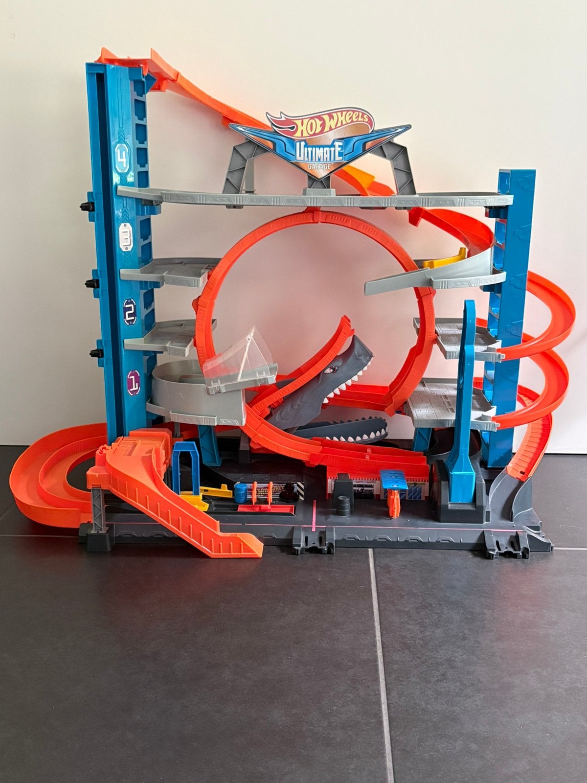 Hotwheels autobaan garage, Ophalen, Zo goed als nieuw