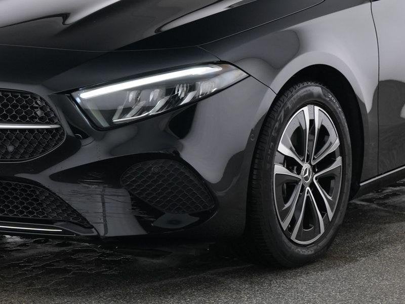 Mercedes-Benz A-Klasse 180 Hatchback Luxury Line | Panoramis, Auto's, https://public.car-pass.be/vhr/9b1fd681-4f94-49ba-bb10-ee41c0166071