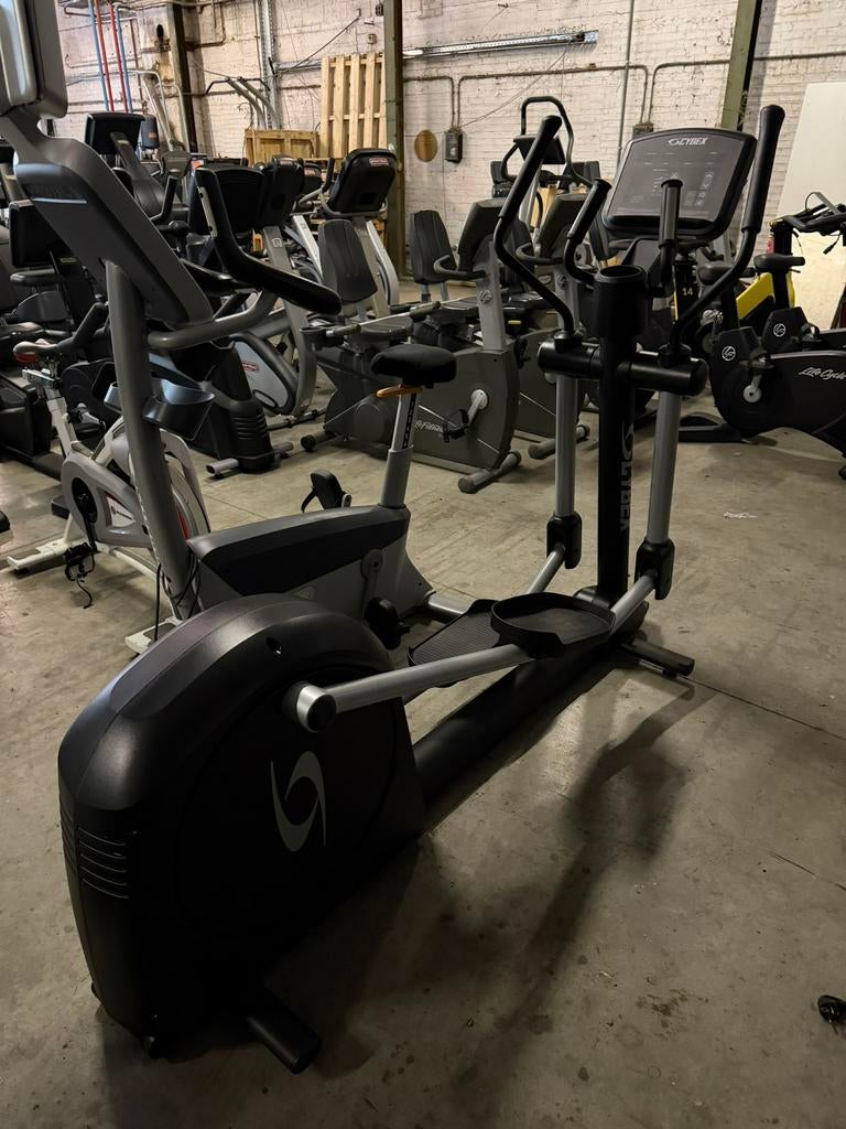 LIFE FITNESS CYBEX NIEUW BIKE EN CROSSTRAINER, Enlèvement ou Envoi, Comme neuf