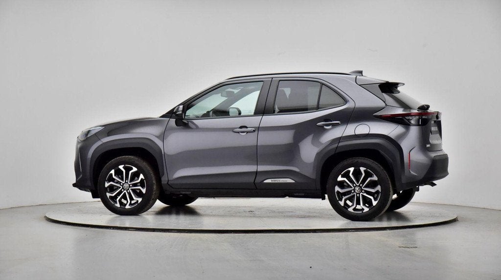 Toyota Yaris Cross 1.5 VVT-ie Hybrid Dynamic Plus CVT | Acht, Argent ou Gris, Achat, Electronic Stability Program (ESP), 750 kg