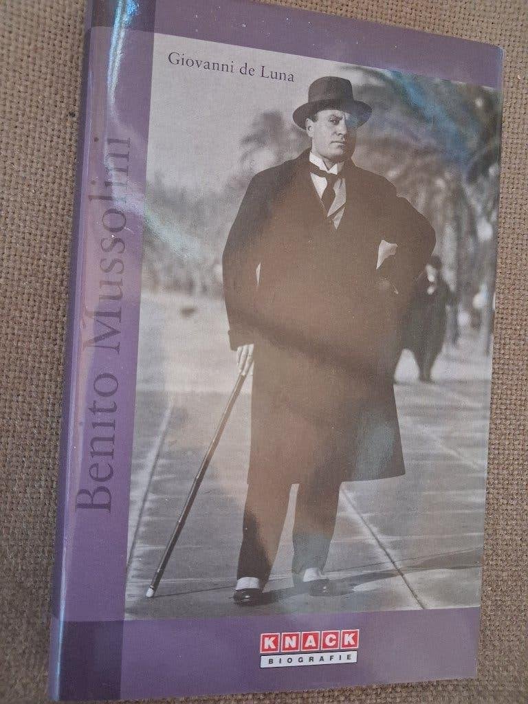 BENITO MUSSOLINI - GIOVANNI DE LUNA - KNACK BIOGRAFIE, Boeken, Politiek en Maatschappij, Ophalen of Verzenden