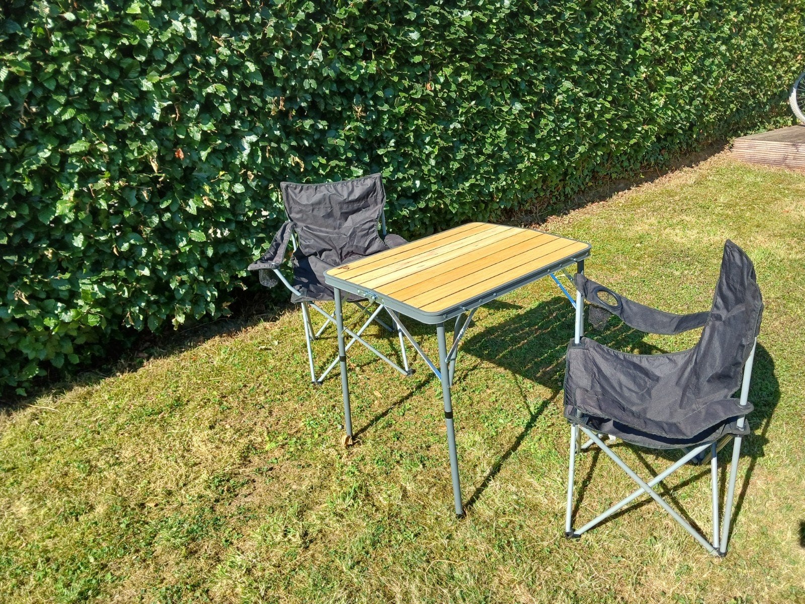 Table pliable et 2 fauteuils de camping. Enlèvement région d, Caravanes & Camping, Enlèvement