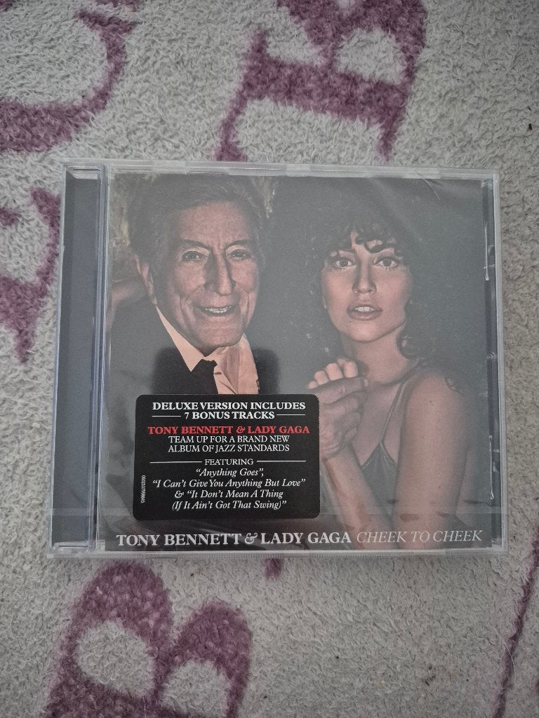 Cd Lady Gaga, Ophalen, Zo goed als nieuw
