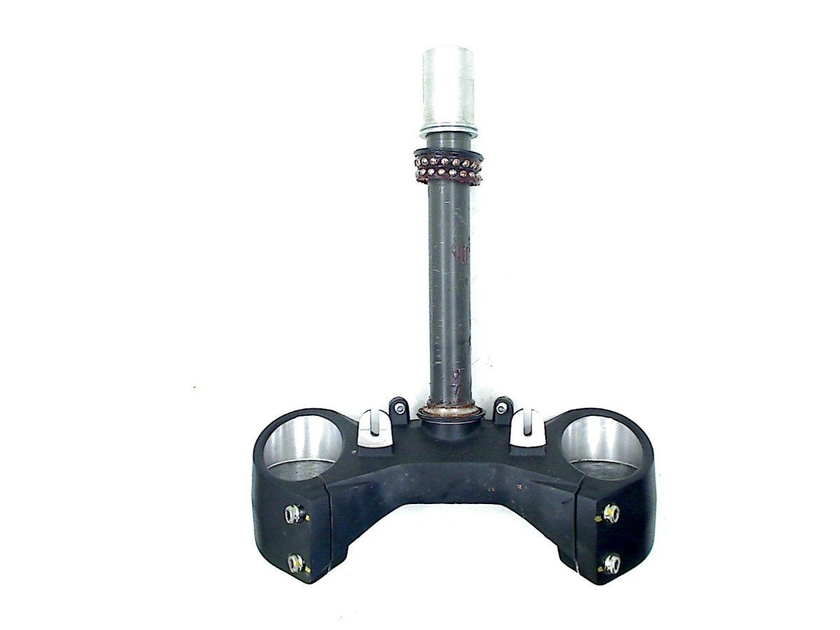 TOP YOKE TROIS POINTS DAMAGE Ducati Diavel (2016-2018), Dhr. S. di Majo, Utilisé, Info@cama-motorparts.nl, P.J. Troelstraweg 8 8
3144 CX  MAASSLUIS, NL