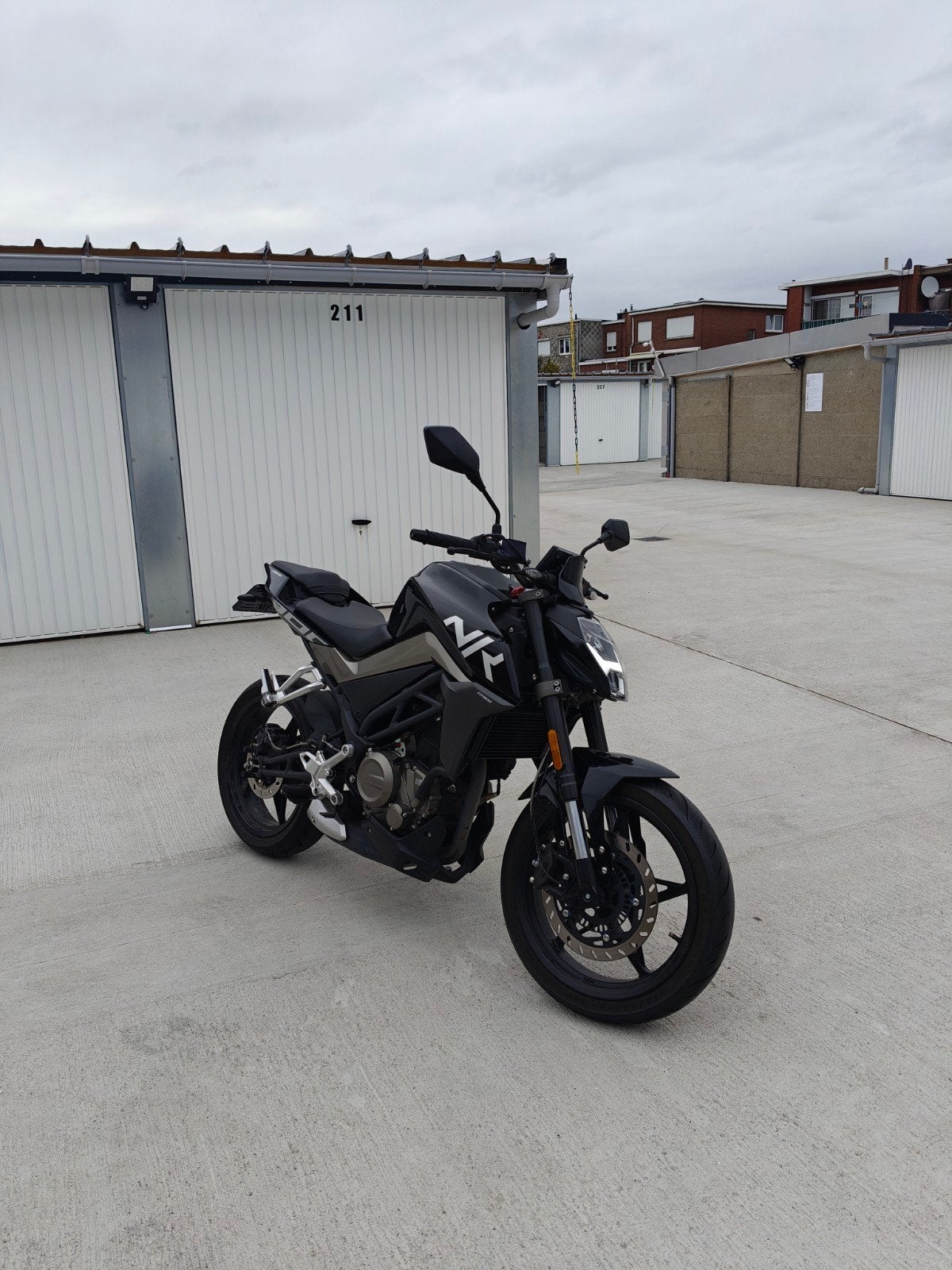 NK300 CFMOTO, Motoren, Motoren | CFMOTO, 300 cc, Particulier, Minimaal motorrijbewijs A2, 1 cilinder