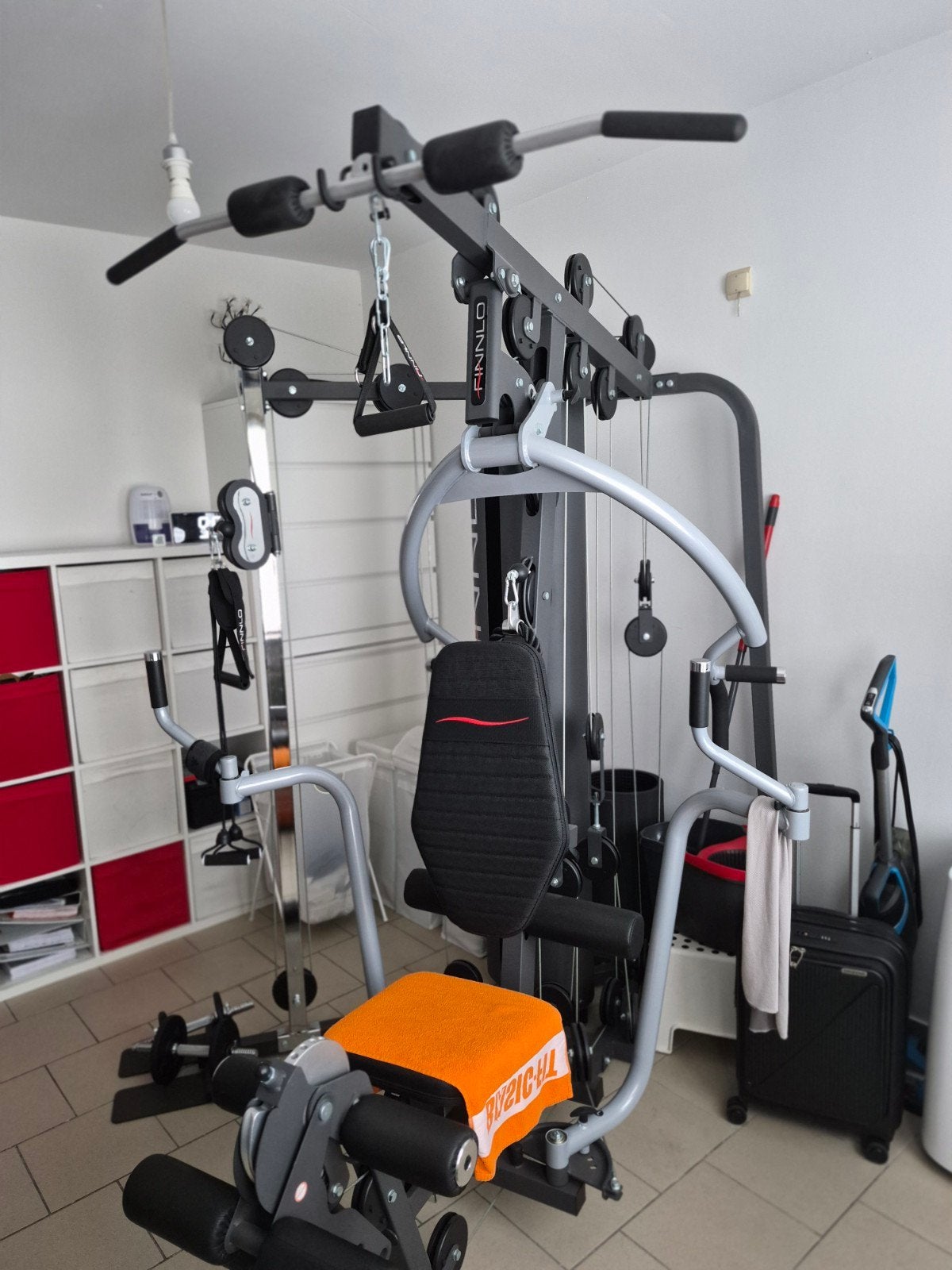 Banc de musculation finnois 6000, Enlèvement