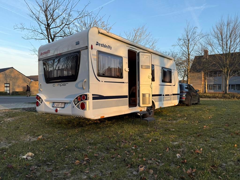 TE HUUR: Caravan voor 4p - volledig ingericht, Caravans en Kamperen, Caravans, Vast bed, Dethleffs, Overige, Airco