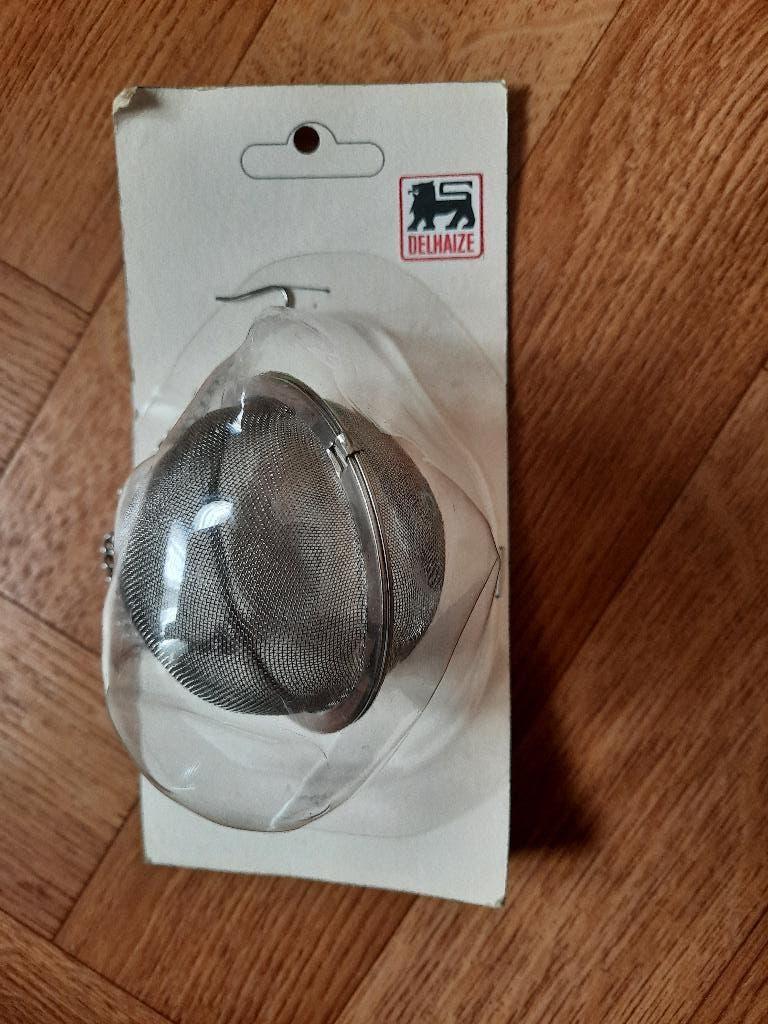 grote nieuwe theebuitel ongev 6.5cm dia, Huis en Inrichting, Keuken | Servies, Ophalen of Verzenden, Nieuw
