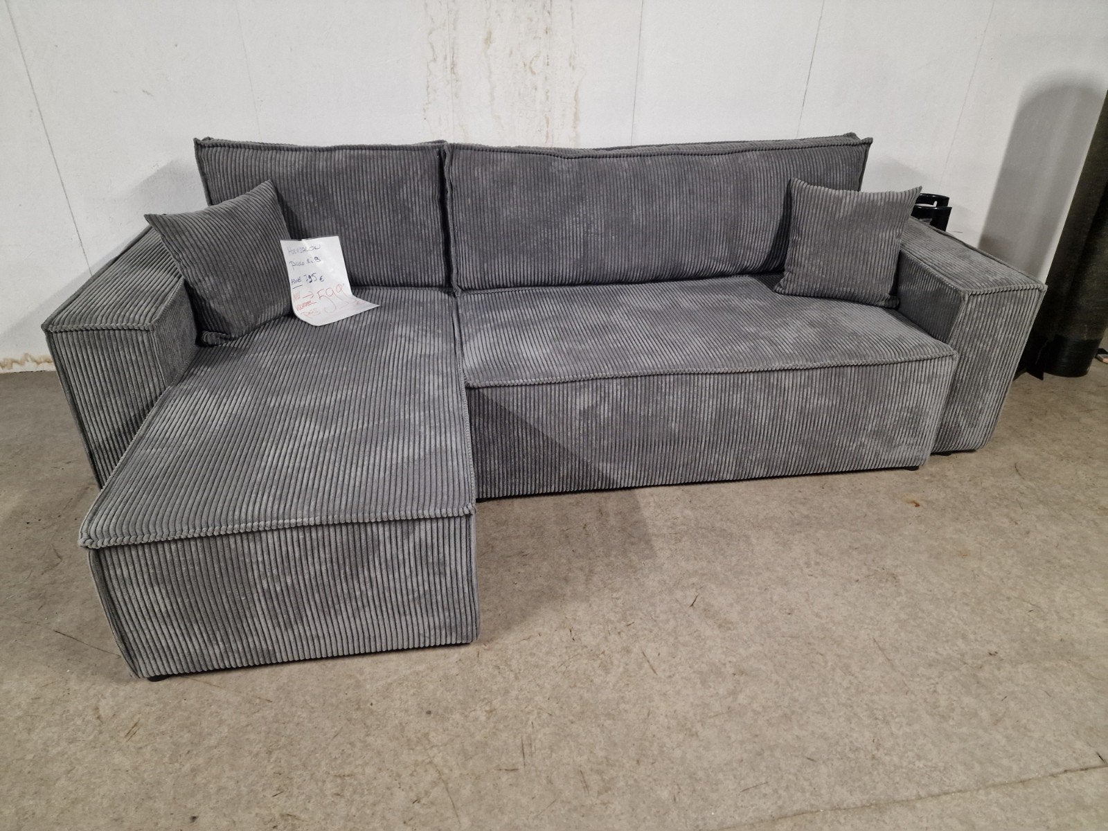 Klein hoeksalon met slaapfunctie 599 €, Ophalen