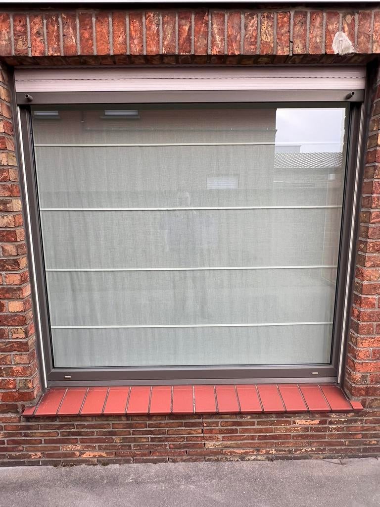 GRATIS PVC Ramen kwartsgrijs met rolluiken.Hoogrendementglas, Ophalen, Zo goed als nieuw