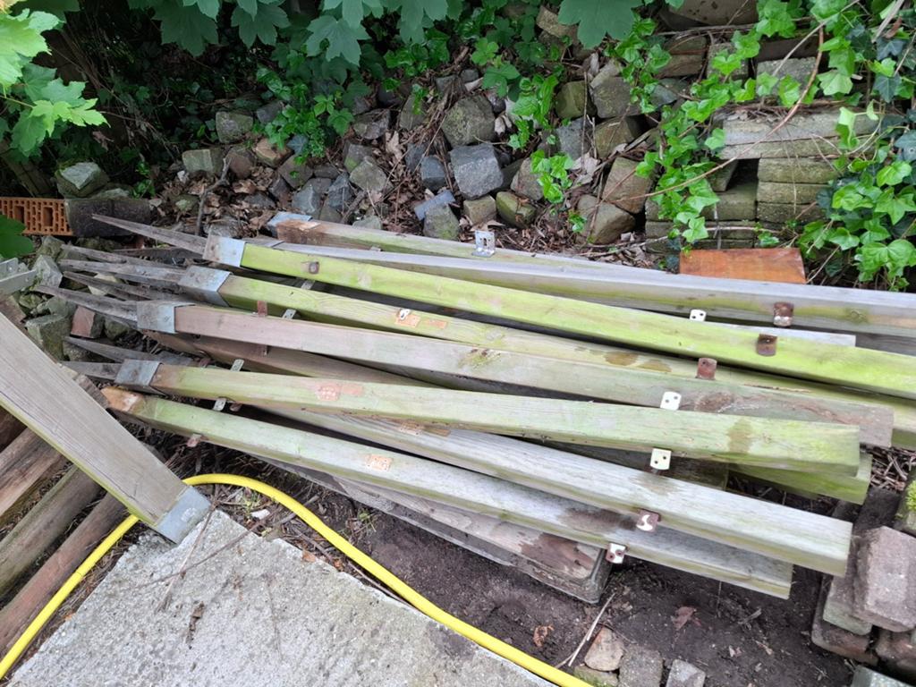 Houten tuinschermen met palen 15 st., Tuin en Terras, Ophalen