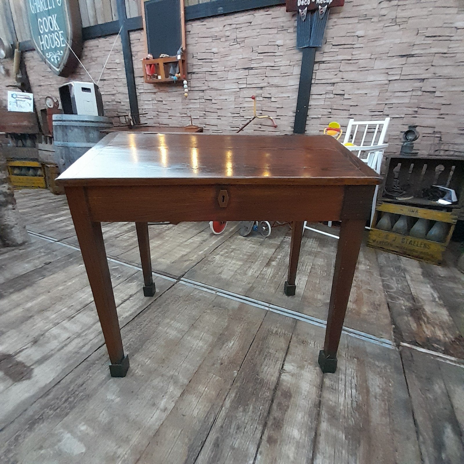 Bureau enfant vintage, Enlèvement