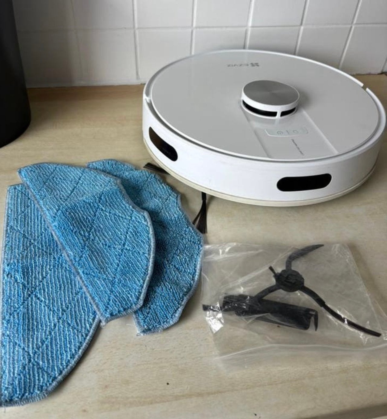 Aspirateur robot ezviz re4plus, Ophalen, Zo goed als nieuw, Automatisch legen, Robotstofzuiger