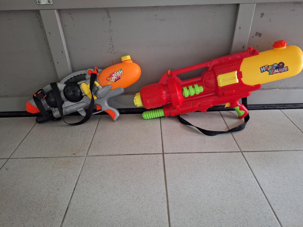 Waterpistolen, Ophalen
