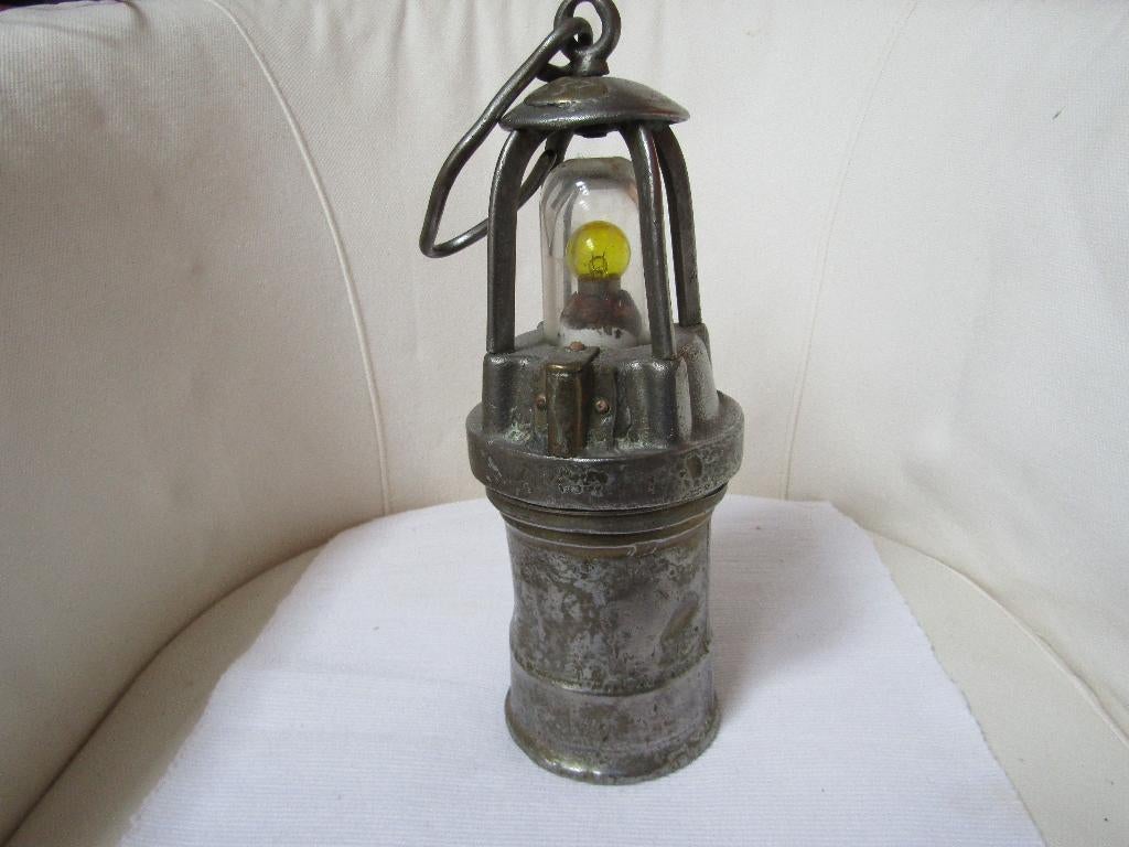 Antique  lampe de mineur ogival, type Arras, Enlèvement ou Envoi