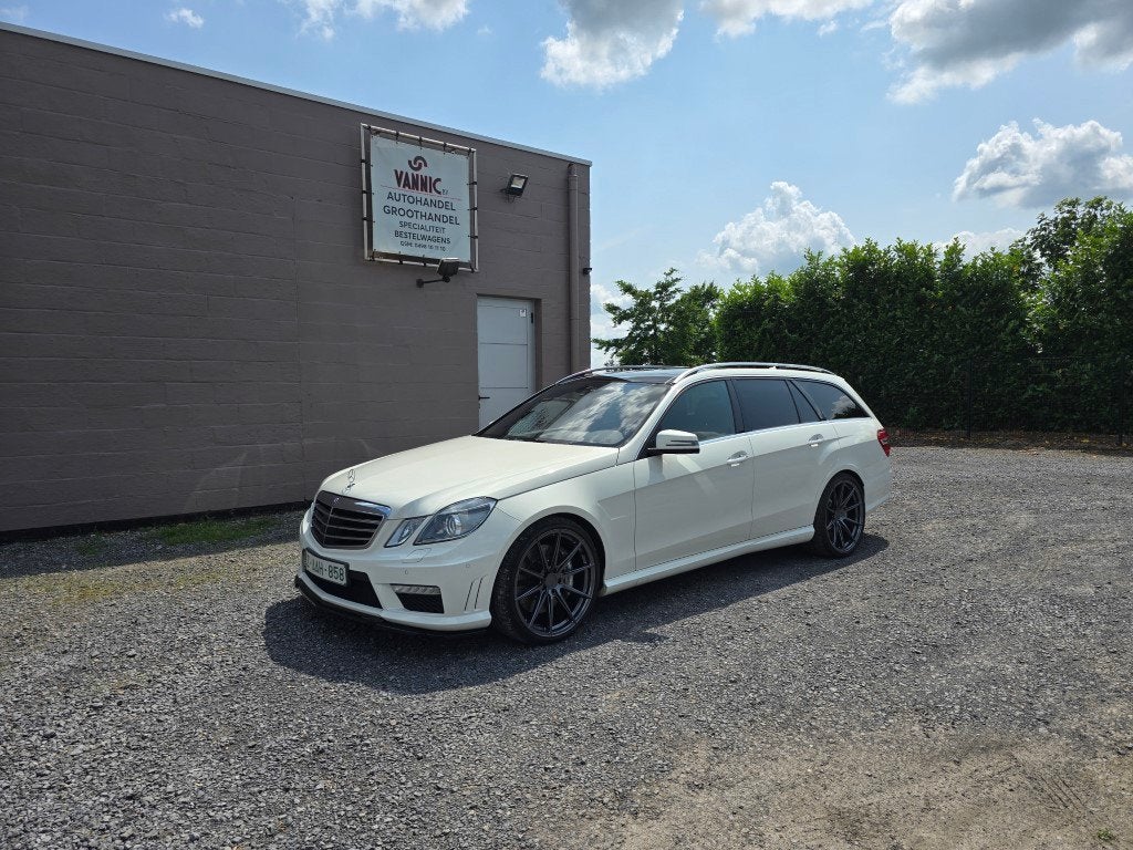 Unieke Mercedes E63 AMG 6.2 V8 , Lichte vracht !, Autos, Cuir, Euro 5, Achat, Entreprise