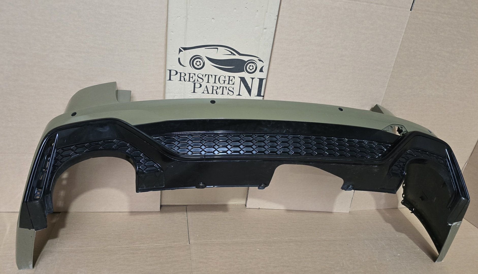 Achterbumper Audi A6 C8 4K RS6 ORIGINEEL 6xPDC 4K9807511J, Gebruikt, -, Achter, Bumper