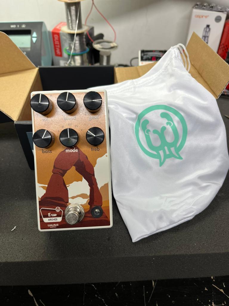 Walrus audio Eras arches., Muziek en Instrumenten, Effecten, Verzenden