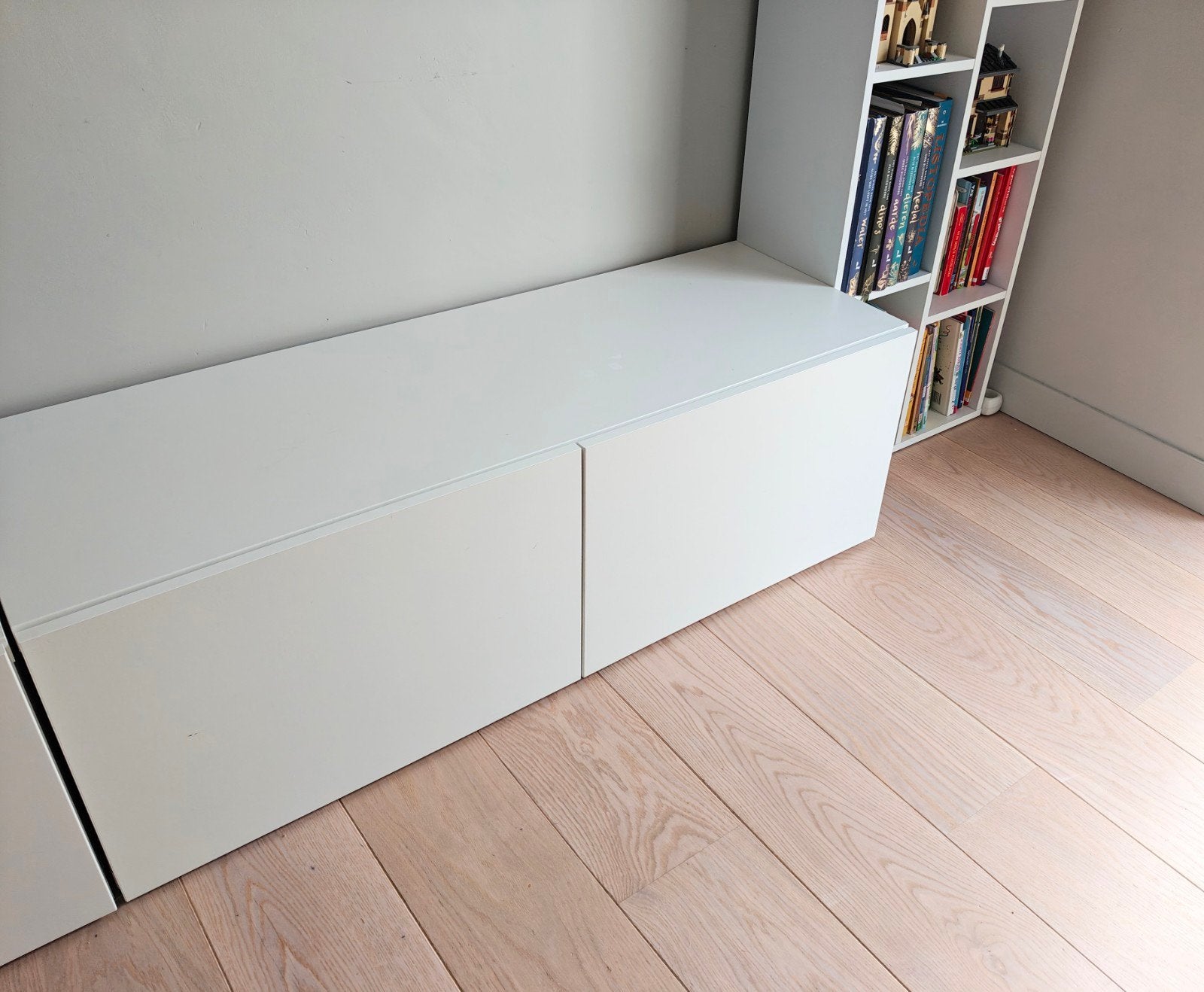 Besta kast Ikea wit met lades 120x42x38 cm, Ophalen