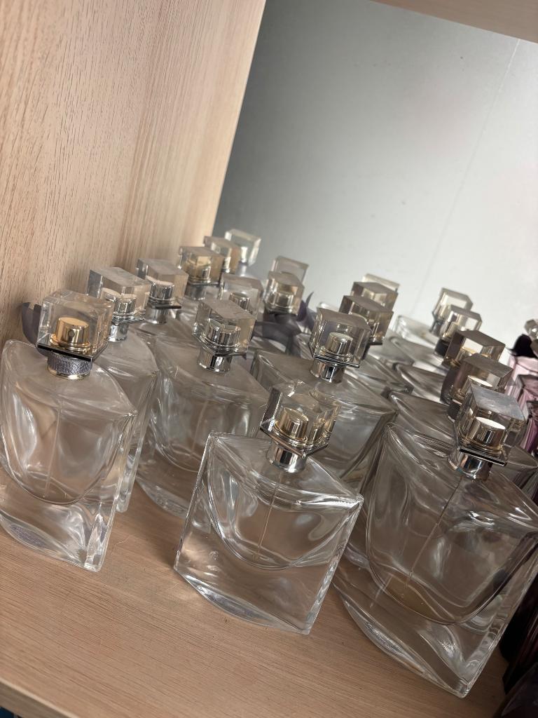 Set parfumflesjes, Ophalen, Zo goed als nieuw, Parfumfles