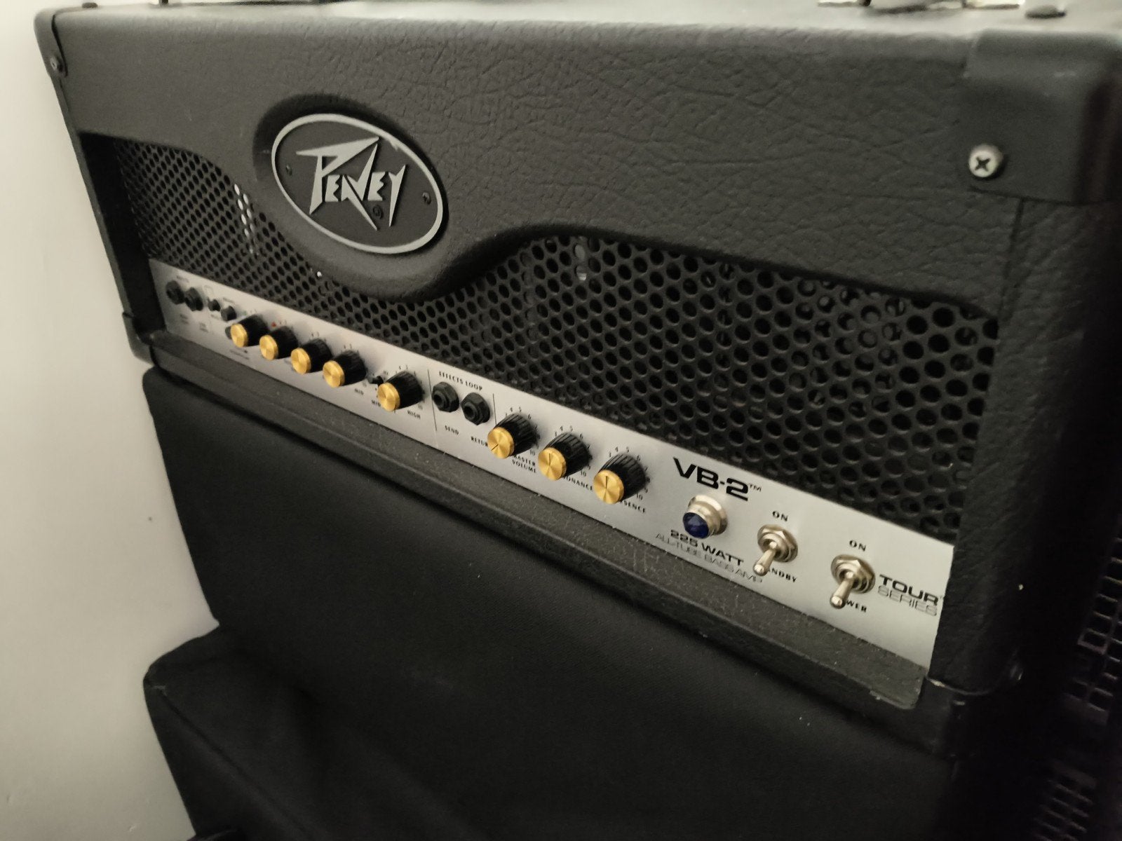 Bassamps & Cabs à vendre Ampeg, Peavey, GK, Line 6, Ashdown, Musique & Instruments, Enlèvement, Utilisé, Guitare basse, 100 watts ou plus