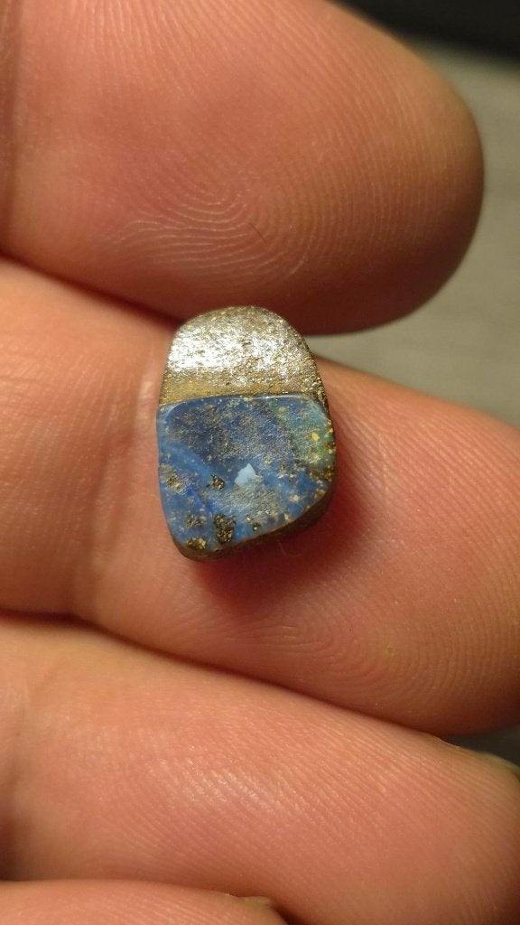 Handgeslepen Australische Boulder Opaal – 12 x 9 mm, Ophalen, Nieuw