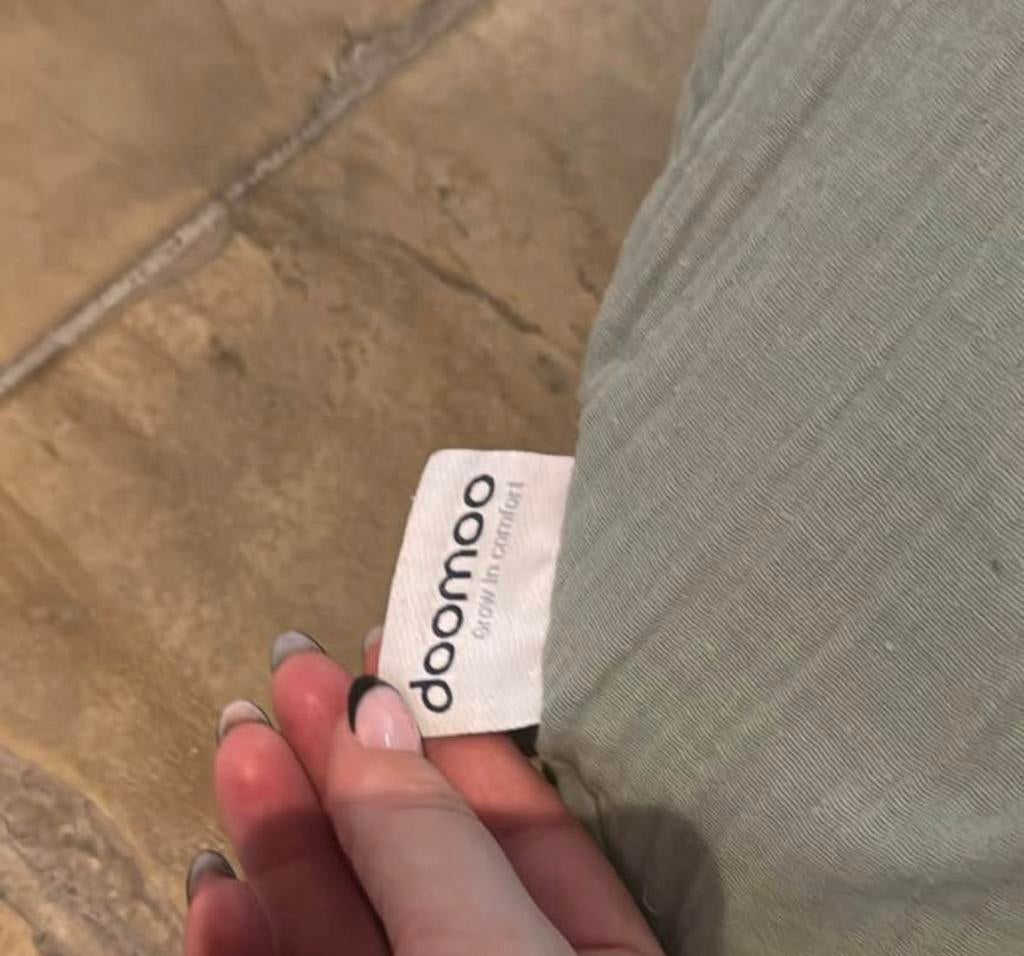 Voedingskussen/ zwangerschapskussen Doomoo, Ophalen, Zo goed als nieuw, Voedingskussen