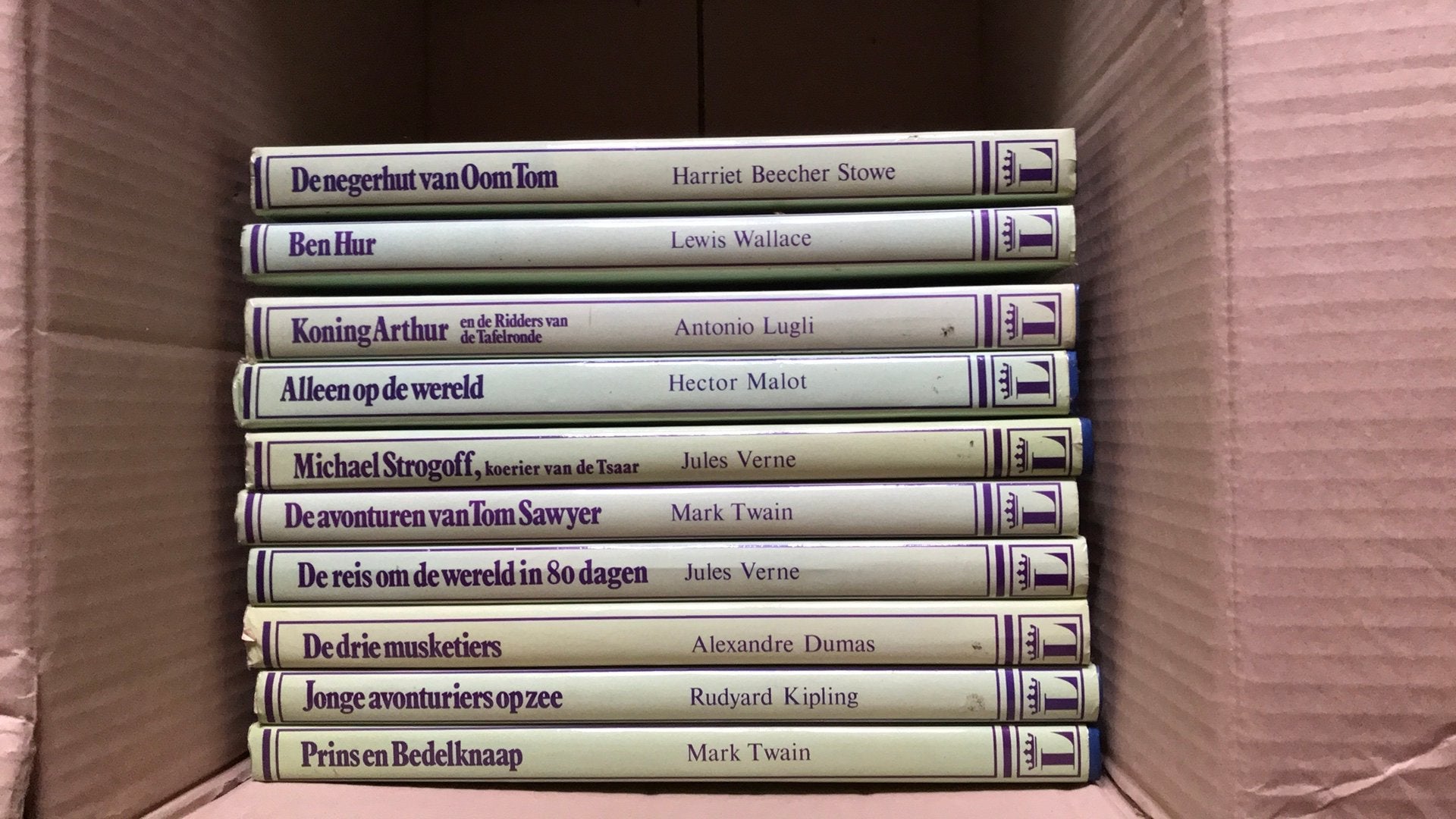 10 wereldberoemde jeugdboeken, Livres, Enlèvement, Comme neuf