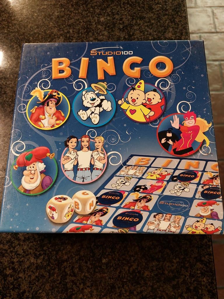 Bingo Studio 100, Hobby en Vrije tijd, Gezelschapsspellen | Overige, Drie of vier spelers, Ophalen, Zo goed als nieuw