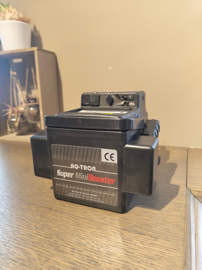 NIEUW - AQ-TRON super mini booster !!nieuwprijs €259,95!!, Enlèvement ou Envoi, Neuf