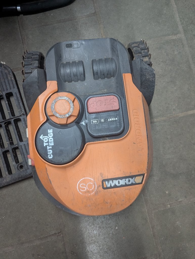 Worx Landroid WR105SI.1 Robotmaaier, Ophalen, Gebruikt, Bestuurbaar via app, Minder dan 20 cm