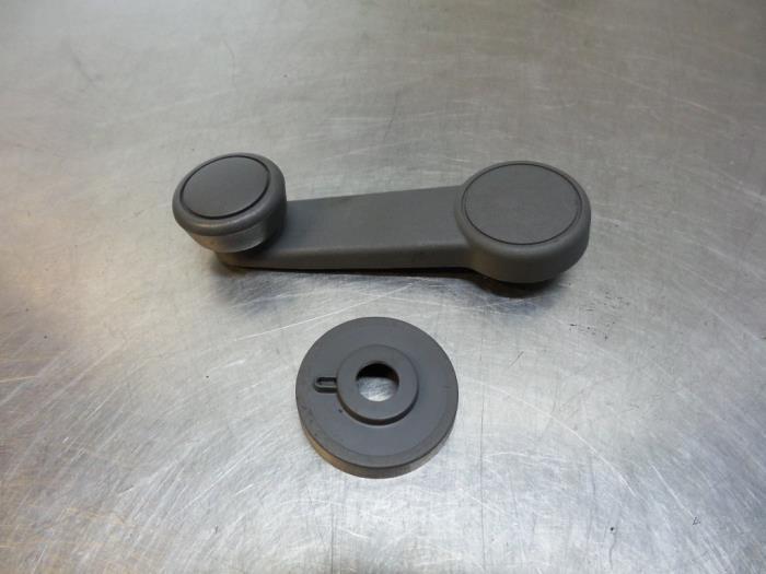 Manivelle de vitre d'un Ford Focus (Focus 04-), -, -, -, Enlèvement ou Envoi